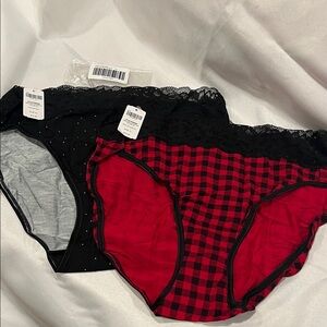 Soma Black and Red Checkered Panties